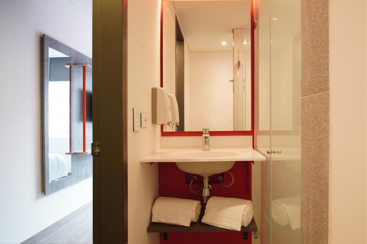 Ibis Budget Bogota Marly Eksteriør bilde